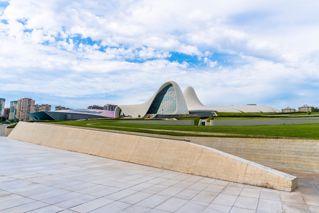 arquitetura moderna da rodoviária de brasília no plano piloto